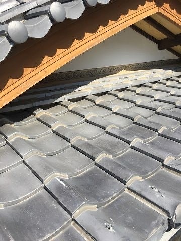 瓦屋根の調査もご相談ください